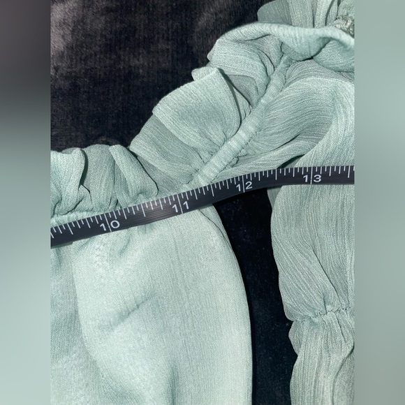 SHEIN Rich green off the shoulder ruffle dress - Sz : S 🎉 - Picture 5 of 7